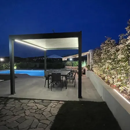Belle Calme, Piscine, 4 Climatisees A 8km De Montpellier Classee Meuble De Tourisme 4 Etoiles *