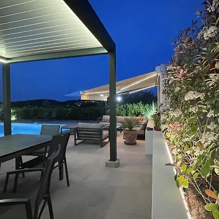 Villa Belle Calme, Piscine, 4 Climatisees A 8km De Montpellier Classee Meuble De Tourisme 4 Etoiles *